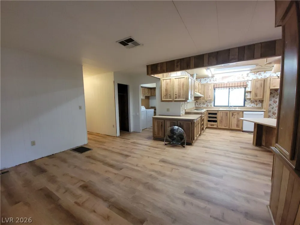 220 S Andersen Street Overton, NV 89040