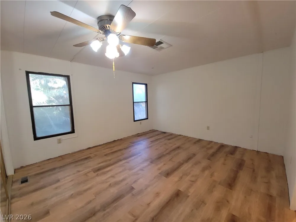 220 S Andersen Street Overton, NV 89040