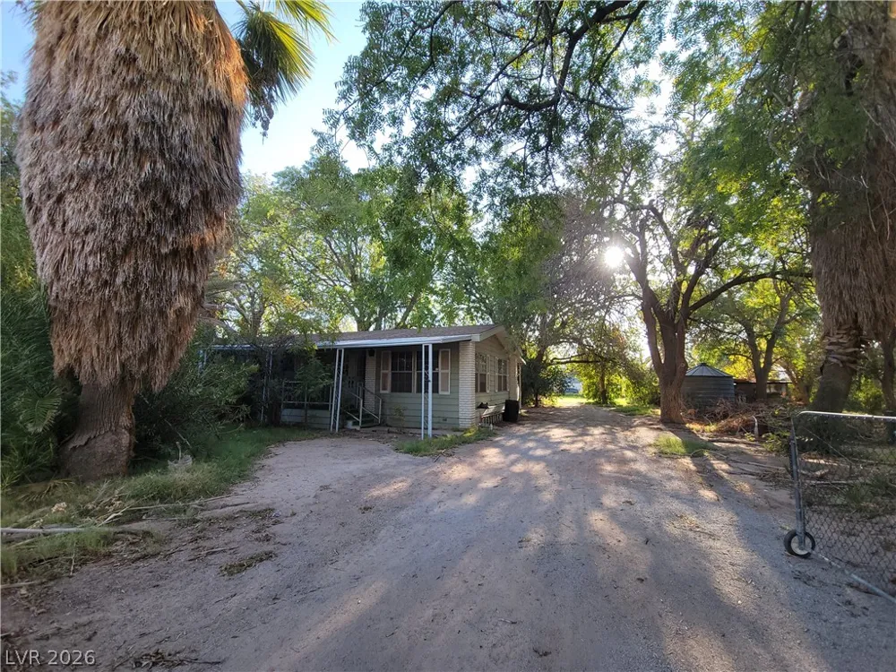 220 S Andersen Street Overton, NV 89040
