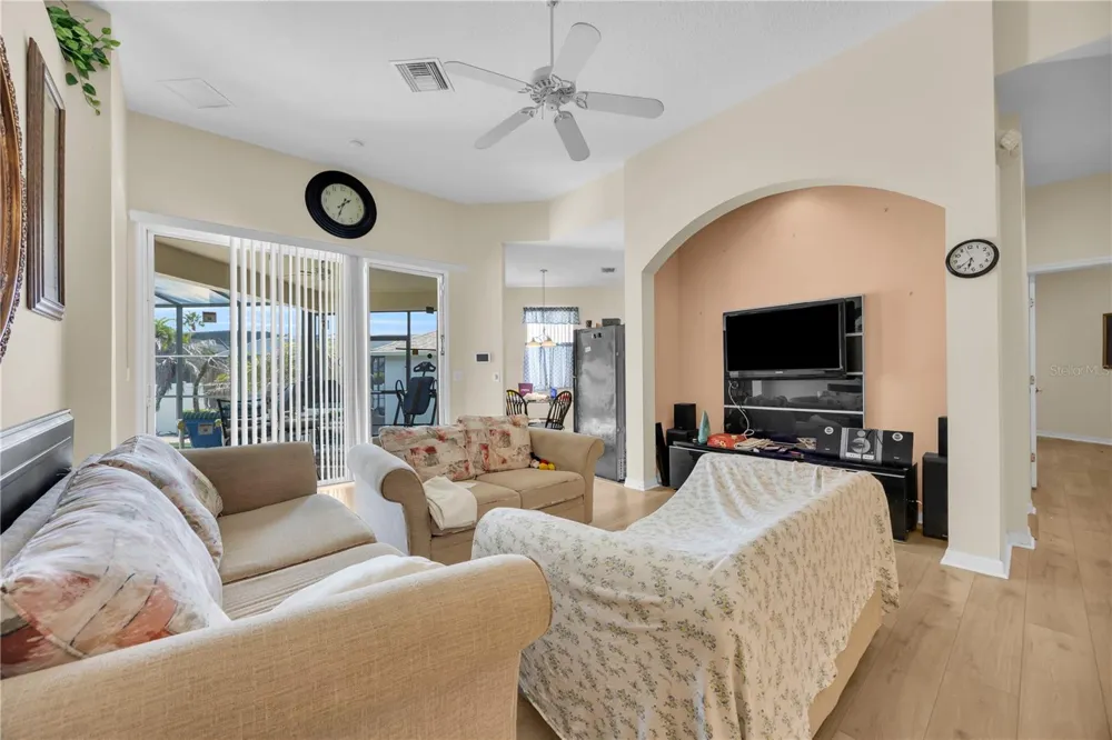 655 MONTARA DRIVE Davenport, FL 33897