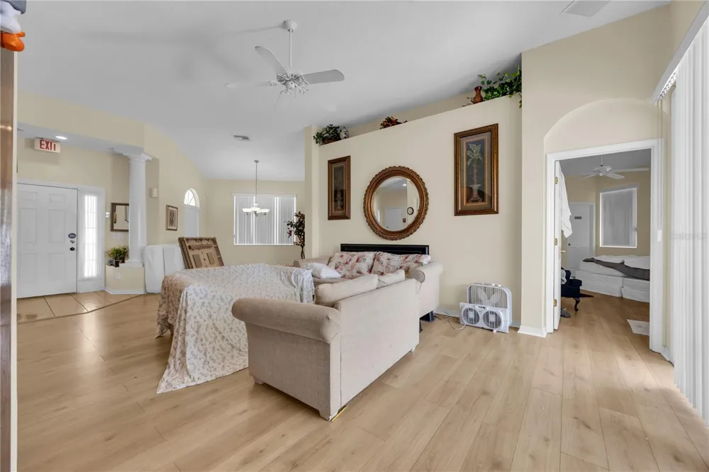 655 MONTARA DRIVE Davenport, FL 33897