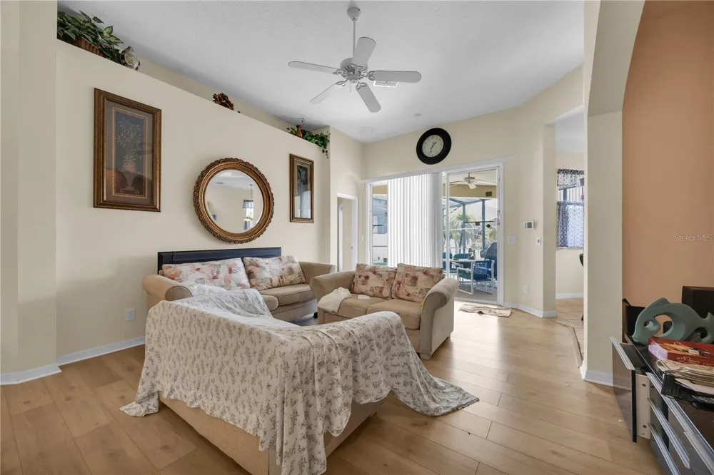 655 MONTARA DRIVE Davenport, FL 33897