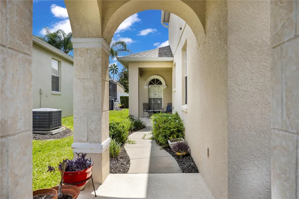 655 MONTARA DRIVE Davenport, FL 33897