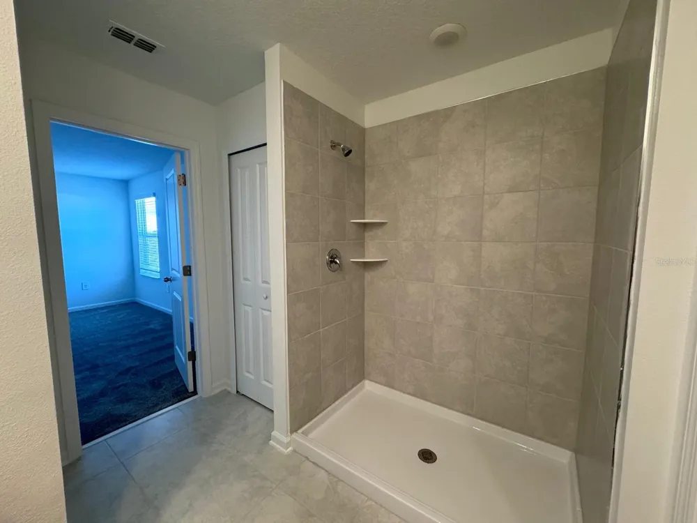 1033 WATERFALL BOULEVARD Davenport, FL 33837