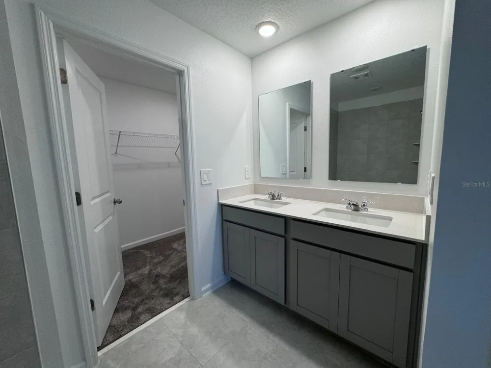 1033 WATERFALL BOULEVARD Davenport, FL 33837