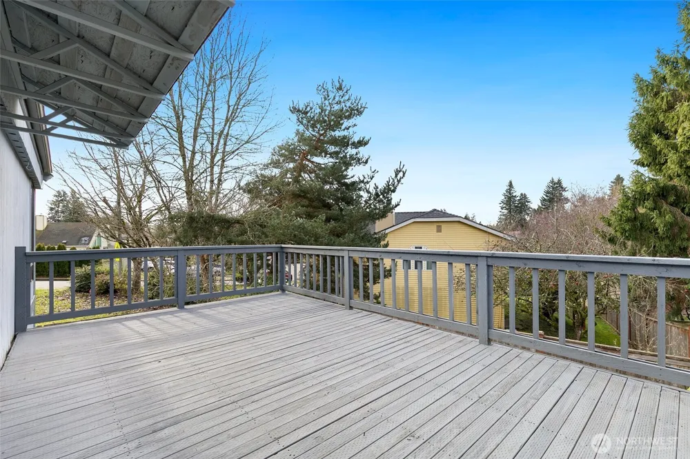 11944 SE 212th Place Kent, WA 98031