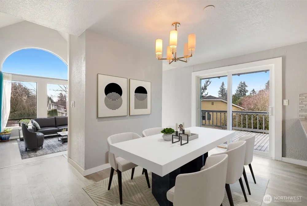 11944 SE 212th Place Kent, WA 98031