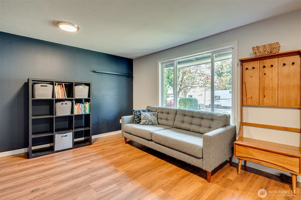 12710 NE 37th Street Vancouver, WA 98682