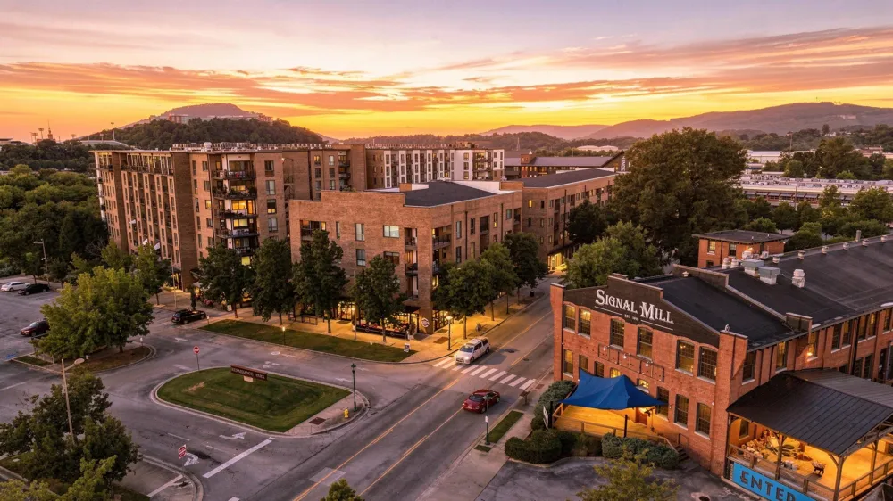 200 Manufacturers Road Chattanooga, TN 37405