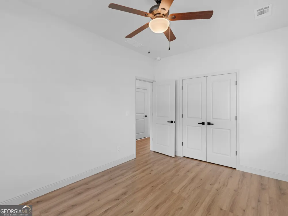 245 Lakeview DR Locust Grove, GA 30248