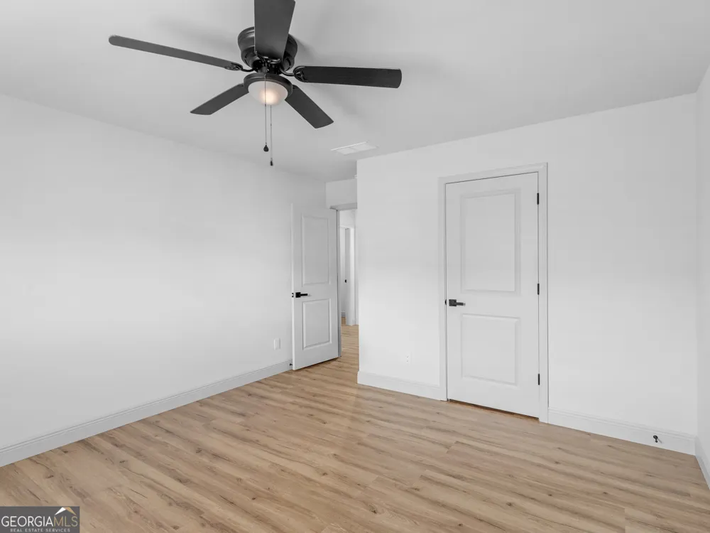 245 Lakeview DR Locust Grove, GA 30248