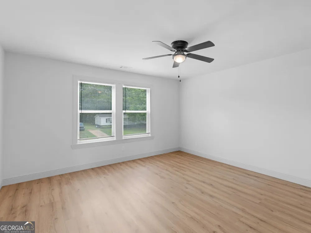 245 Lakeview DR Locust Grove, GA 30248