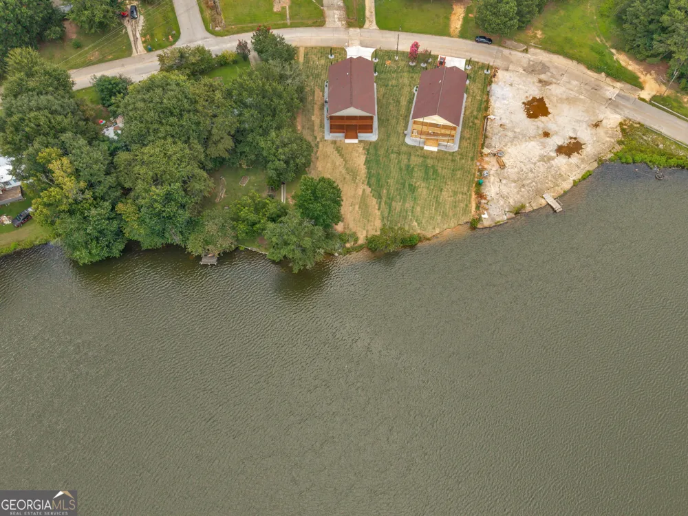245 Lakeview DR Locust Grove, GA 30248