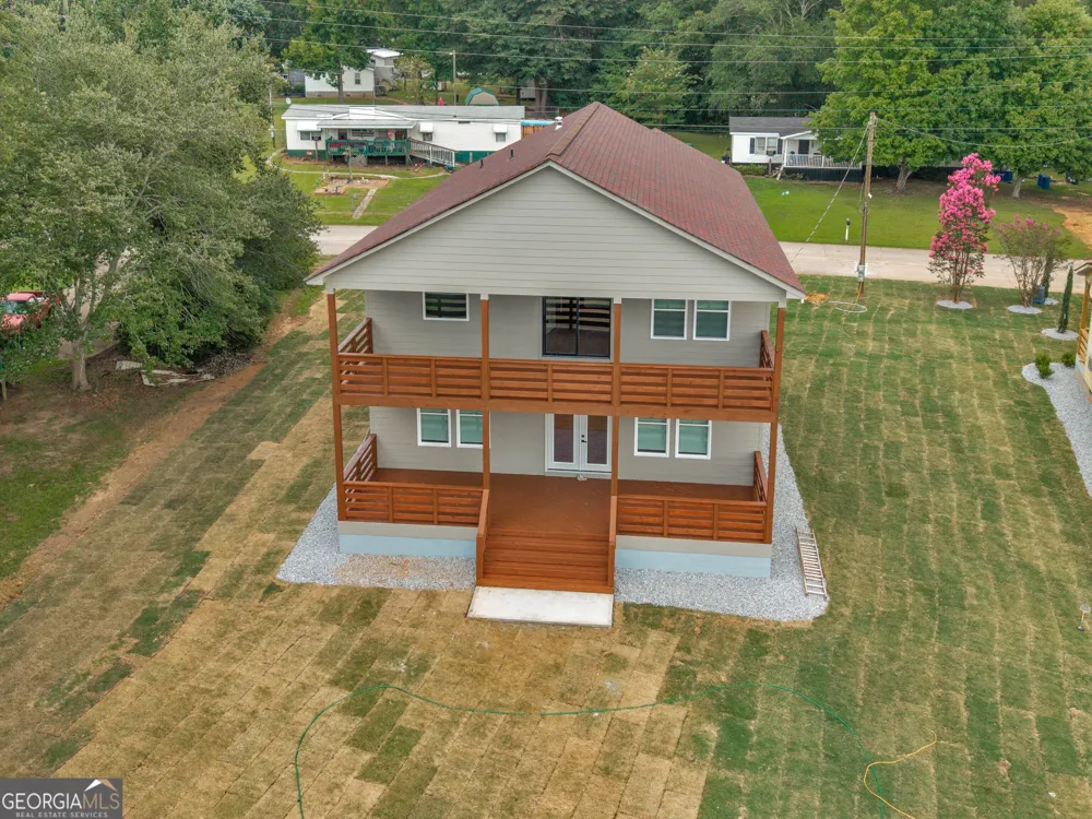 245 Lakeview DR Locust Grove, GA 30248