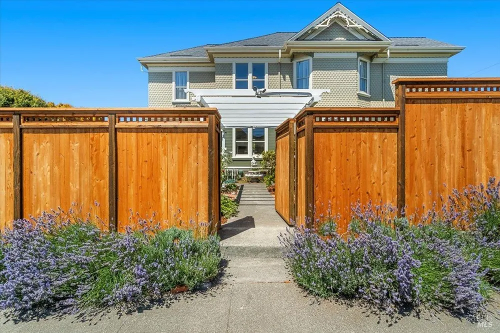 1456 C STREET Eureka, CA 95501