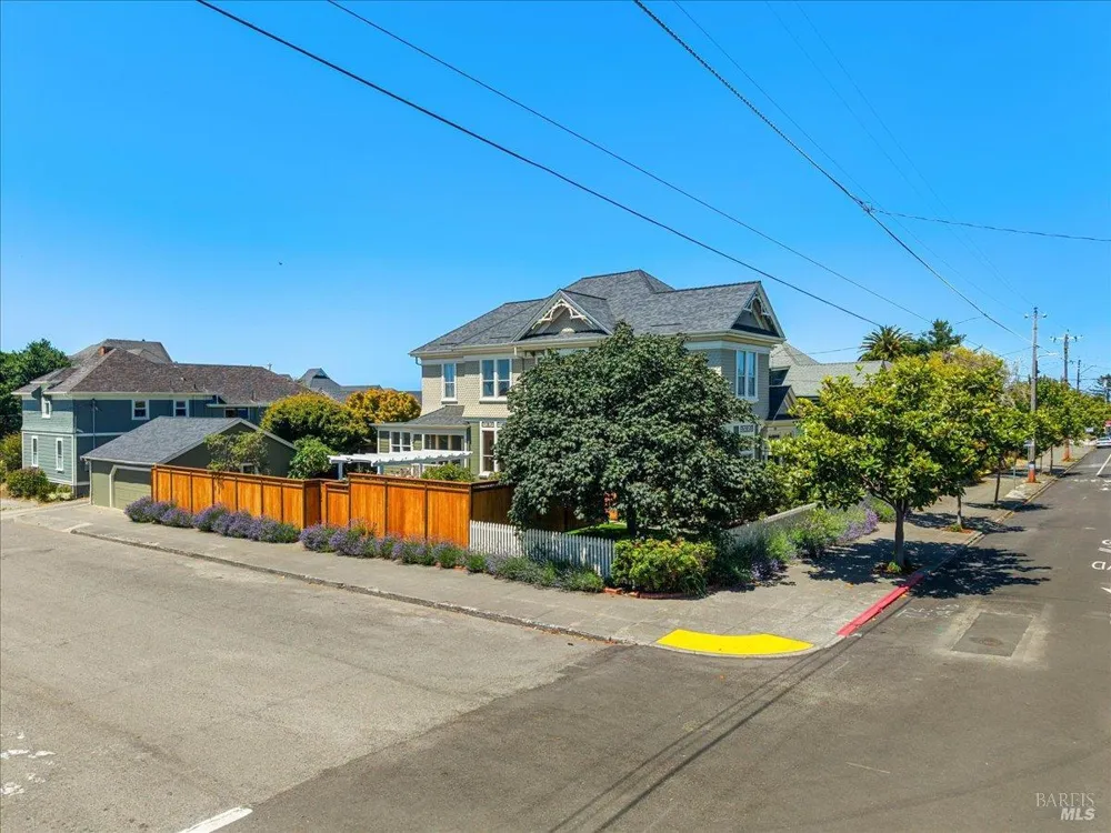 1456 C STREET Eureka, CA 95501