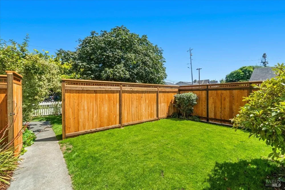1456 C STREET Eureka, CA 95501