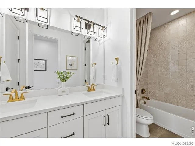 3305 W 155th Avenue Broomfield, CO 80023