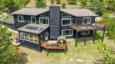 610 Meadow View Drive