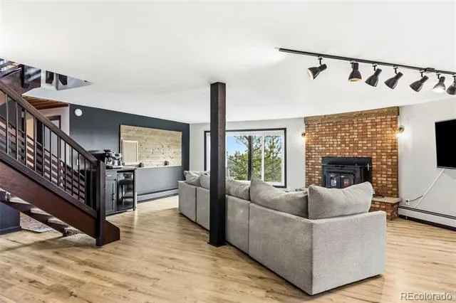 610 Meadow View Drive Evergreen, CO 80439