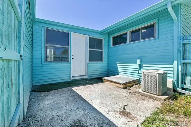 1500 S Wolcott Court Denver, CO 80219