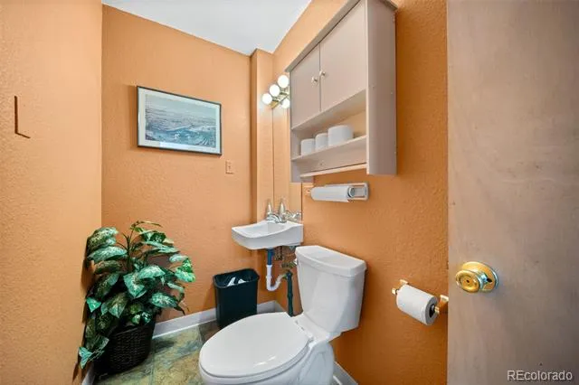 878 S Lipan Street Denver, CO 80223