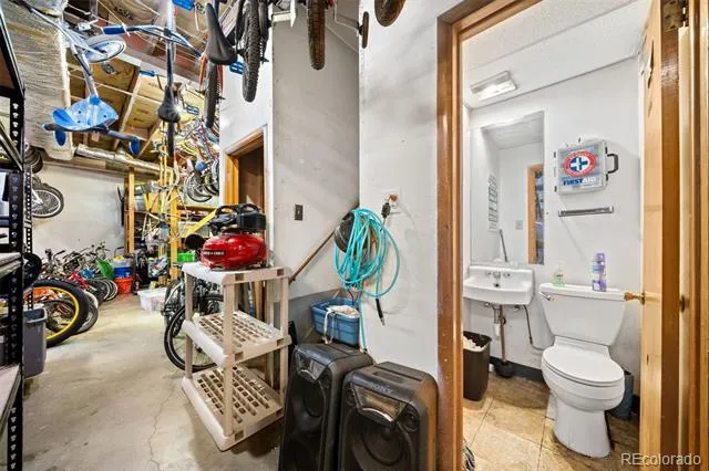 878 S Lipan Street Denver, CO 80223
