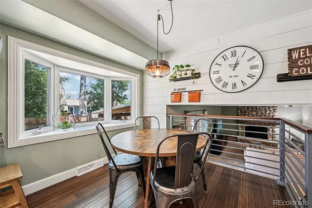 5873 W Maplewood Drive Littleton, CO 80123