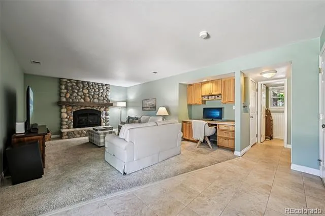 5873 W Maplewood Drive Littleton, CO 80123