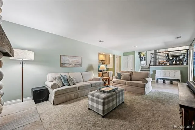 5873 W Maplewood Drive Littleton, CO 80123
