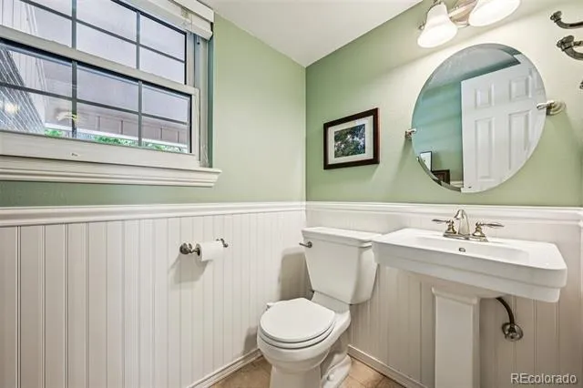 5873 W Maplewood Drive Littleton, CO 80123