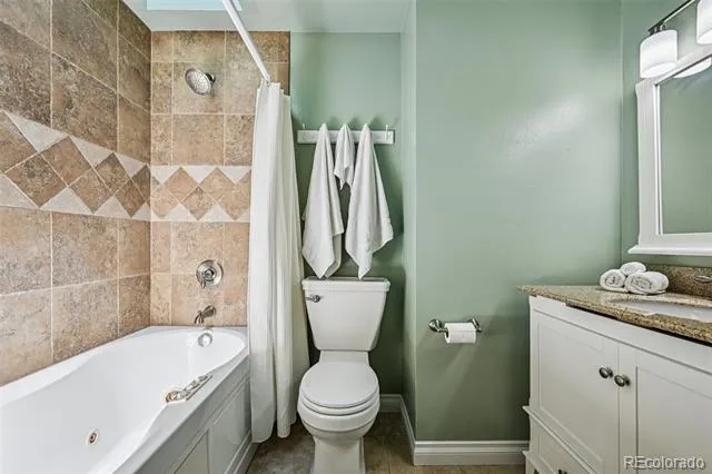 5873 W Maplewood Drive Littleton, CO 80123
