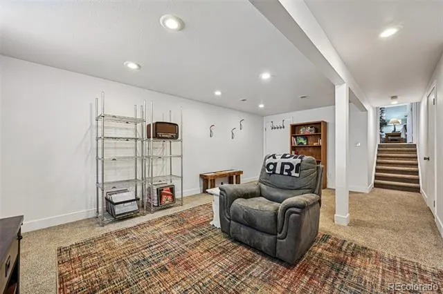 5873 W Maplewood Drive Littleton, CO 80123