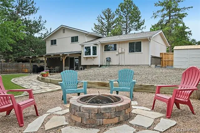 5873 W Maplewood Drive Littleton, CO 80123