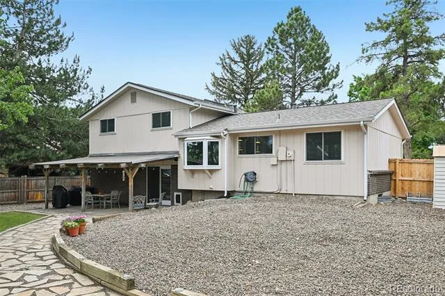5873 W Maplewood Drive Littleton, CO 80123