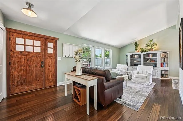 5873 W Maplewood Drive Littleton, CO 80123