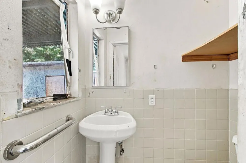 1561 Cross Way San Jose, CA 95125