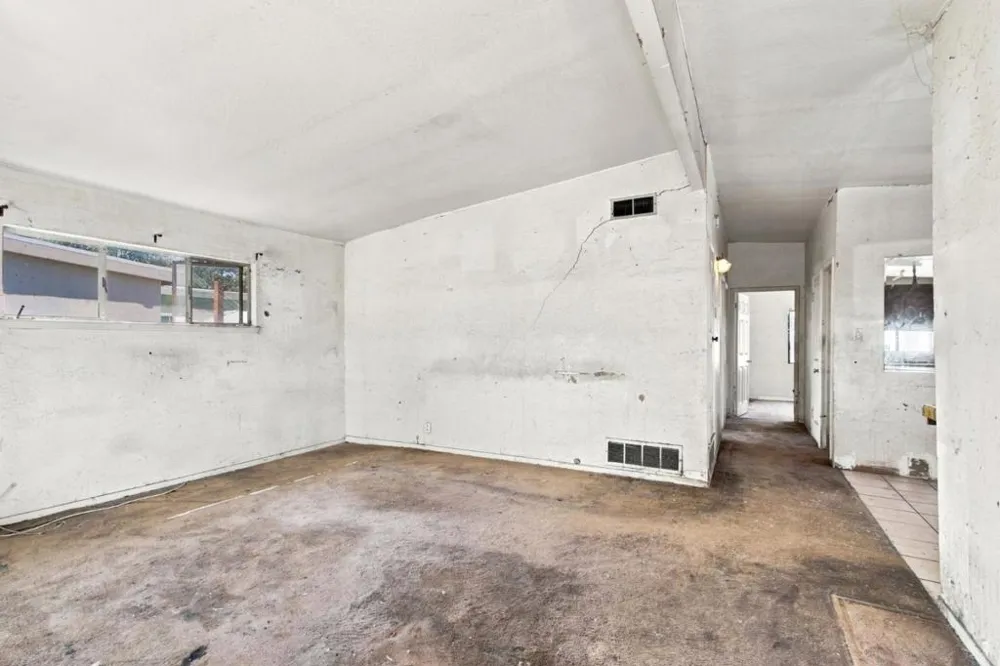 1561 Cross Way San Jose, CA 95125
