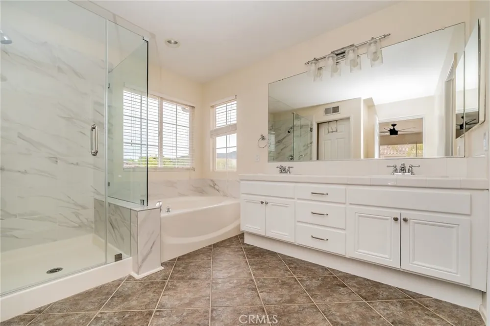 24320 Calle Estancia Murrieta, CA 92562