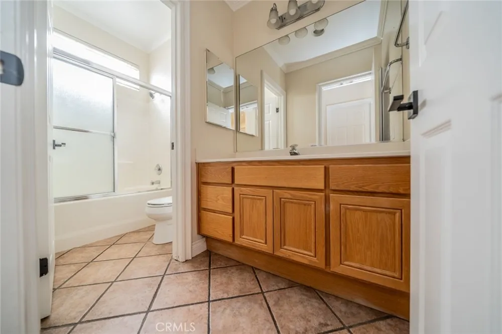 24320 Calle Estancia Murrieta, CA 92562