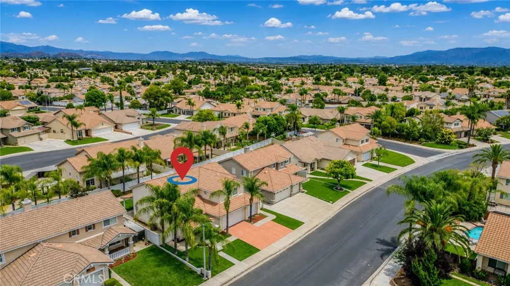 24320 Calle Estancia Murrieta, CA 92562