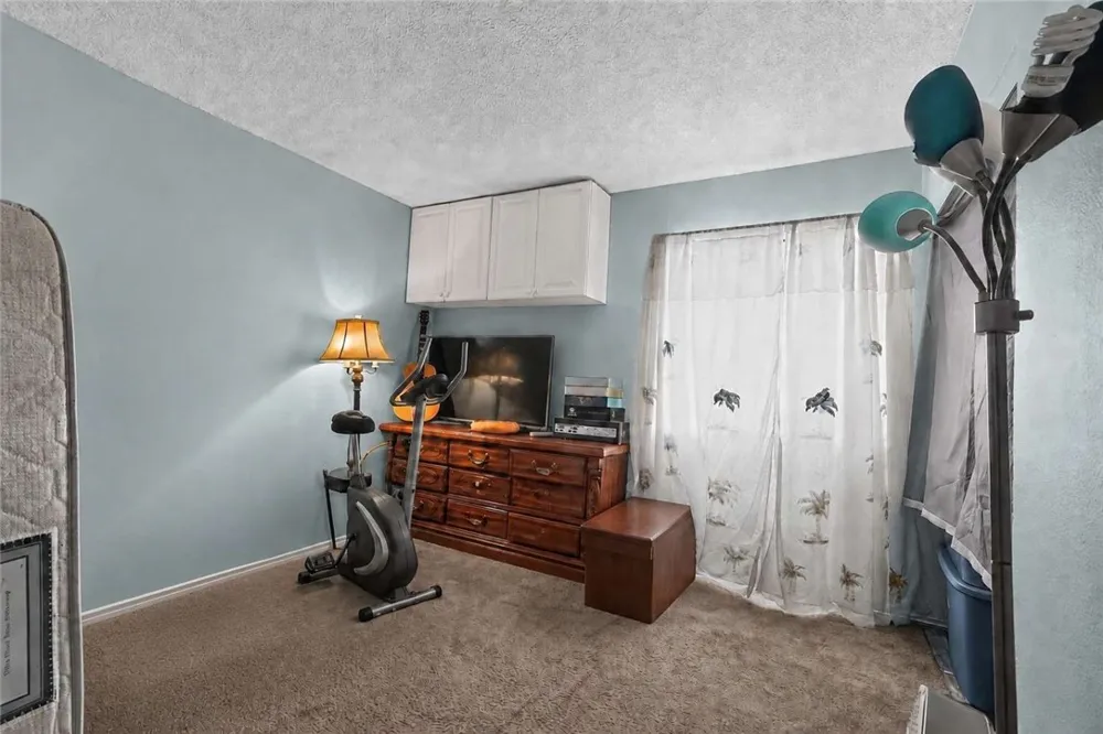 8847 Willis Avenue #B-8 Panorama City, CA 91402