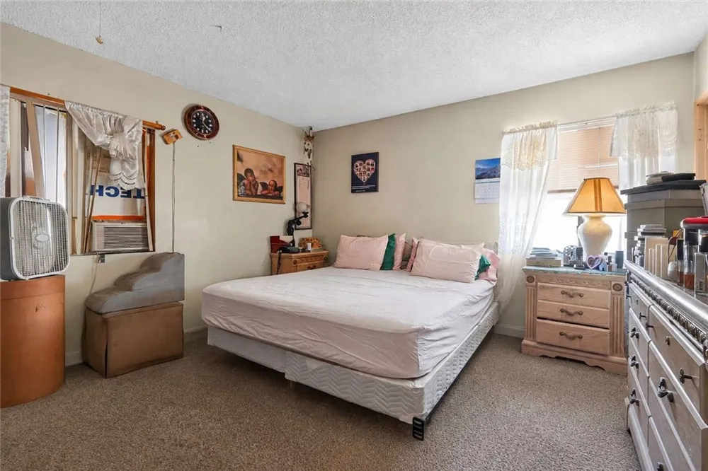 8847 Willis Avenue #B-8 Panorama City, CA 91402