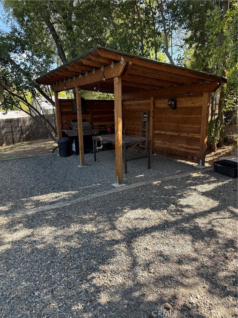 15 Oak Park Way Oroville, CA 95966