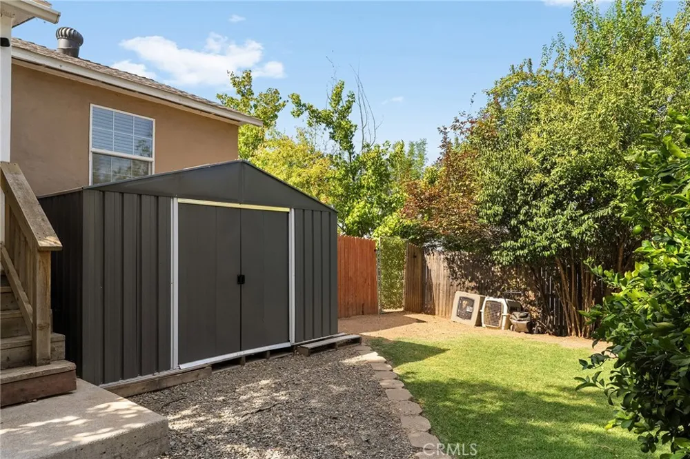 15 Oak Park Way Oroville, CA 95966