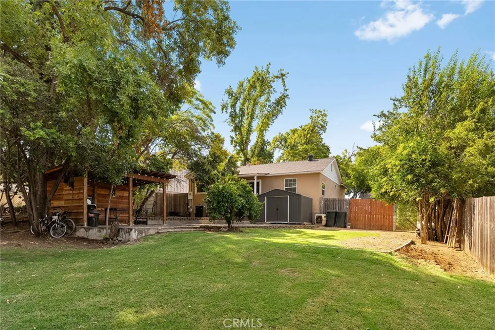 15 Oak Park Way Oroville, CA 95966