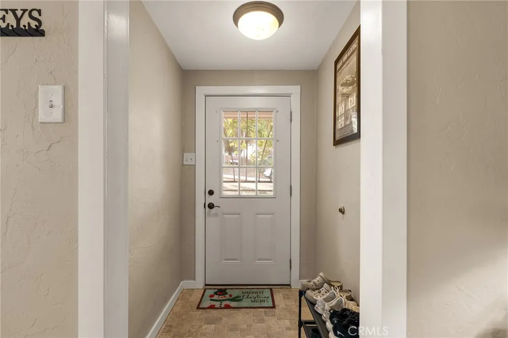 15 Oak Park Way Oroville, CA 95966