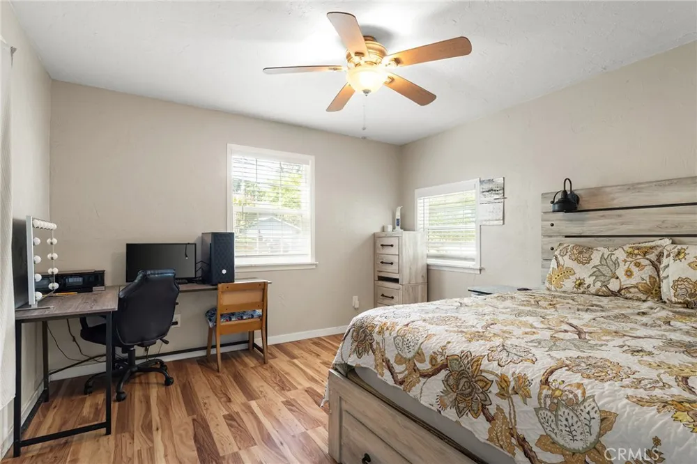 15 Oak Park Way Oroville, CA 95966