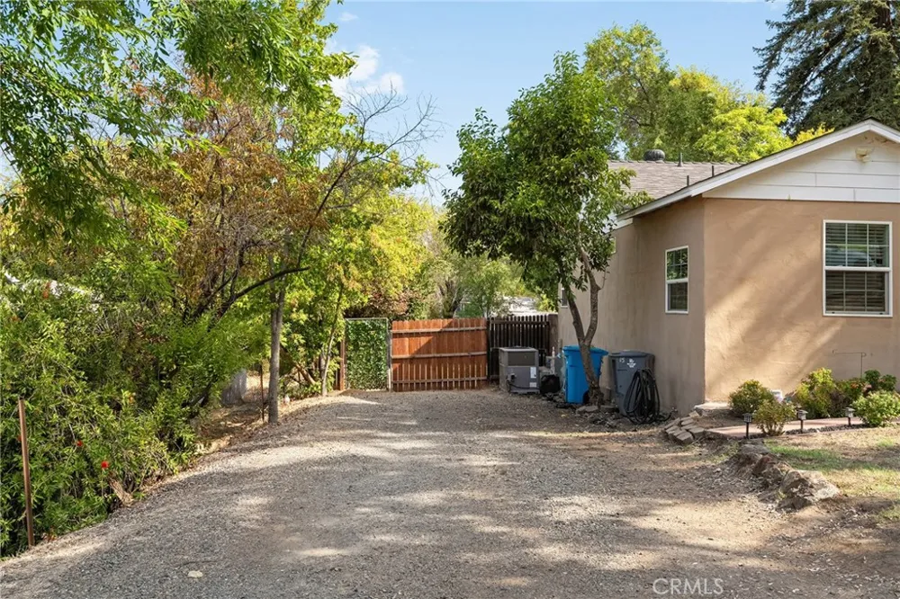 15 Oak Park Way Oroville, CA 95966