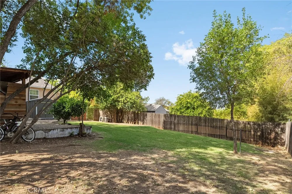 15 Oak Park Way Oroville, CA 95966